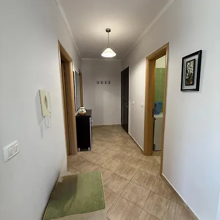 Family Vacation Big House Apartment Durres