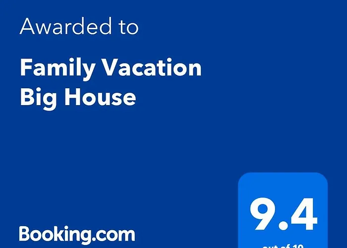 Family Vacation Big House Appartamento Durrës